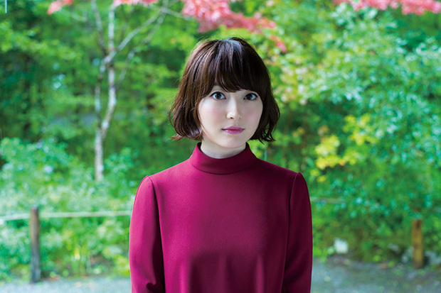 花澤香菜、作詞家としても進化! 秦基博によるメロディーが仄暗い作家性を一層引き出した新シングル“ざらざら”を語る