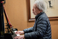 渋谷毅『カーラ・ブレイが好き!!』自然体の巨匠が美の本質に迫る15年ぶりのソロピアノ作