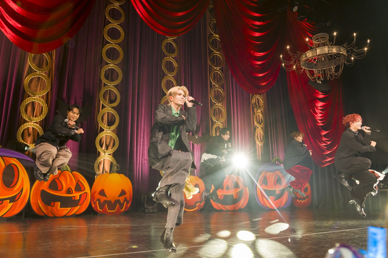 OCTPATHの8人はハロウィンイベントでどんな仮装をした? ユーモアと