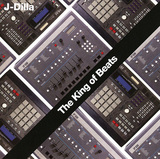 J・ディラの限定10インチ・ボックスに収められたビート集がCD化、ATCQやスラム・ヴィレッジの名曲連発していた頃のビートテープ中心の音源収録