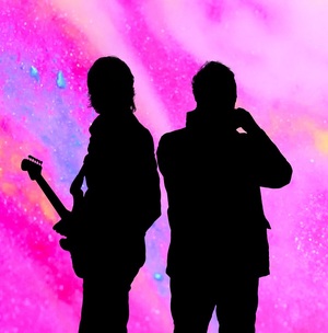 リアム・ギャラガー（Liam Gallagher）とジョン・スクワイア（John Squire）コラボアルバムが完成　新曲“Just Another Rainbow”をリリース | Mikiki