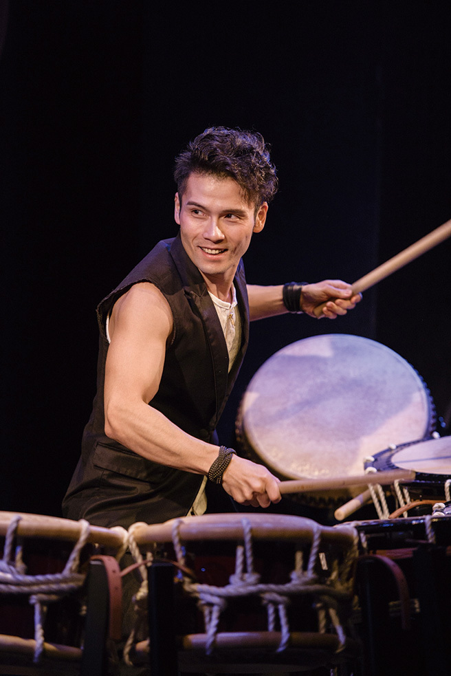 気鋭の〈タイコニスト〉TAKUYA、ホッピー神山wp迎え鬼怒無月ら凄腕