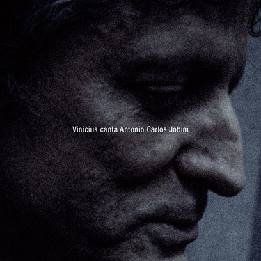 ヴィニシウス・カントゥアリア（Vinicius Cantuária）、坂本龍一やメロディ・ガルドーらを招きメランコリアを丁寧に抽出したジョビン曲集 |  Mikiki by TOWER RECORDS