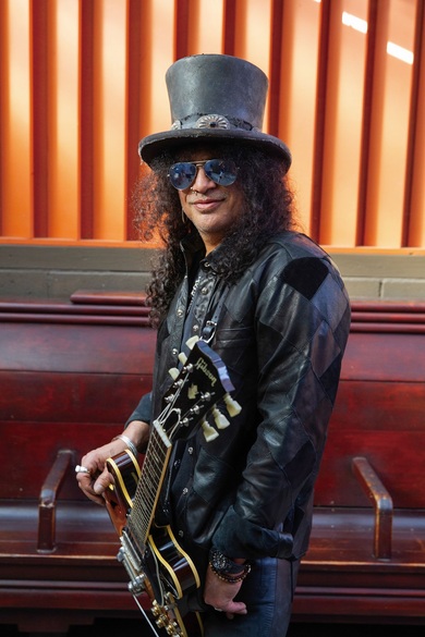 SLASH,新品,GUNS N' ROSES,スラッシュ,限定2枚組ライブ盤 これを待っていた! ガンズのスラッシュ（Slash）が豪華メンバーと全力