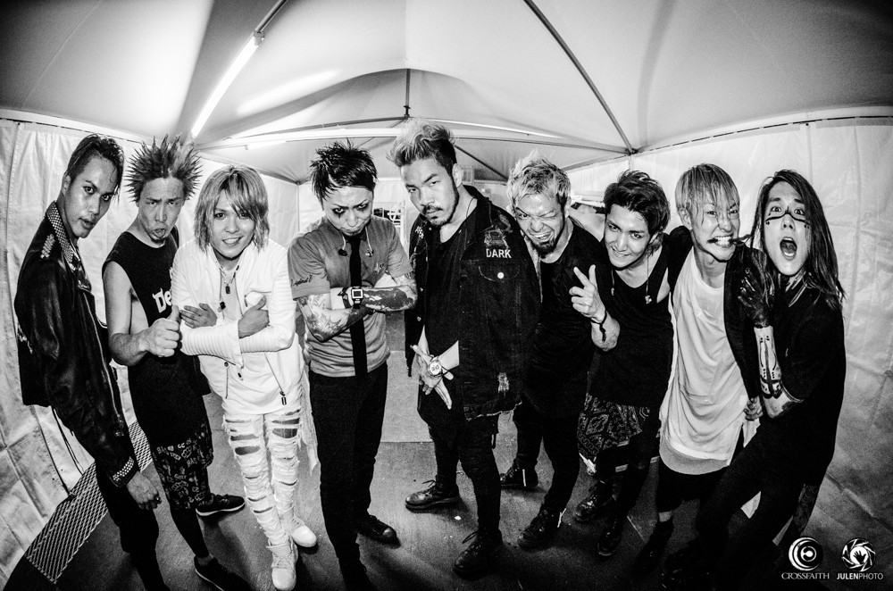 Crossfaith World Tour Diaries 第8回 盟友simとのコラボ そして 京都大作戦 Dead Pop Festival 日本の仲間たち Mikiki