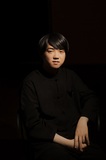 藤田真央、世界を魅了するピアニストが語る〈深化〉の新作『モーツァルト：ピアノ・ソナタ全集』