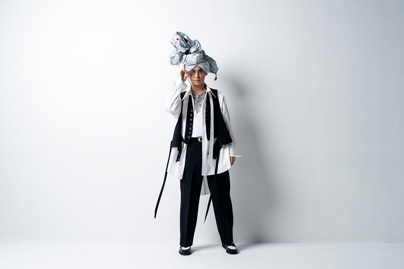 踊って笑えてグッとくる! マハラージャンが語る、世の中を明るく照らす