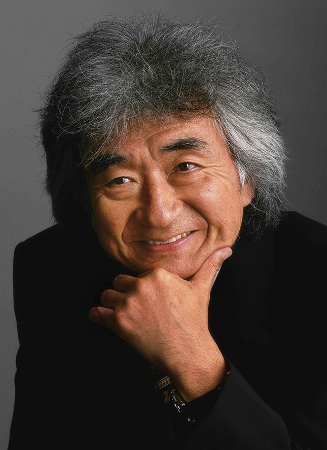 小澤征爾の傘寿を祝う―〈いつも先のことばかり考えてきた〉日本を代表する指揮者の80年を振り返る | Mikiki by TOWER RECORDS