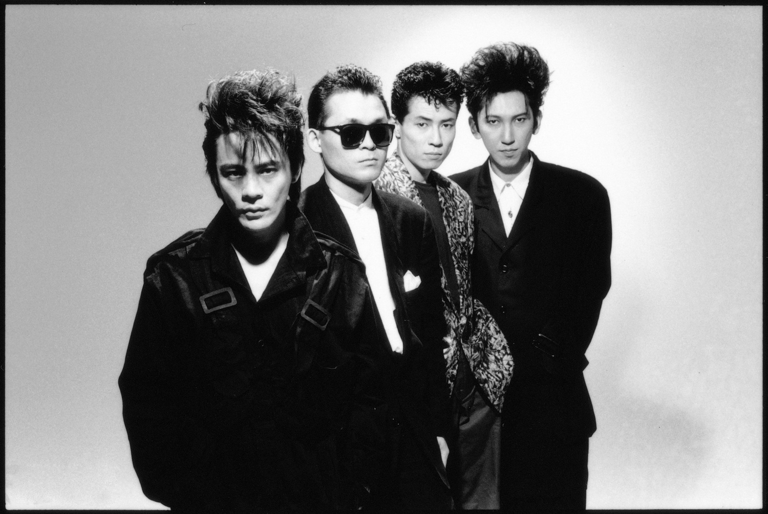 BOØWY初の武道館公演から40年! ライブアルバム『“GIGS” JUST A HERO