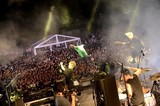 SiM主催〈DPF〉レポが圧勝!　Crossfaith連載やSKY-HI×tofubeats対談も上位に喰い込む7月度Mikiki記事アクセス・ランキング