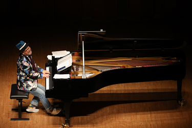 大江千里、音楽で物語を紡ぐ人――40年の音楽人生を凝縮した感動の