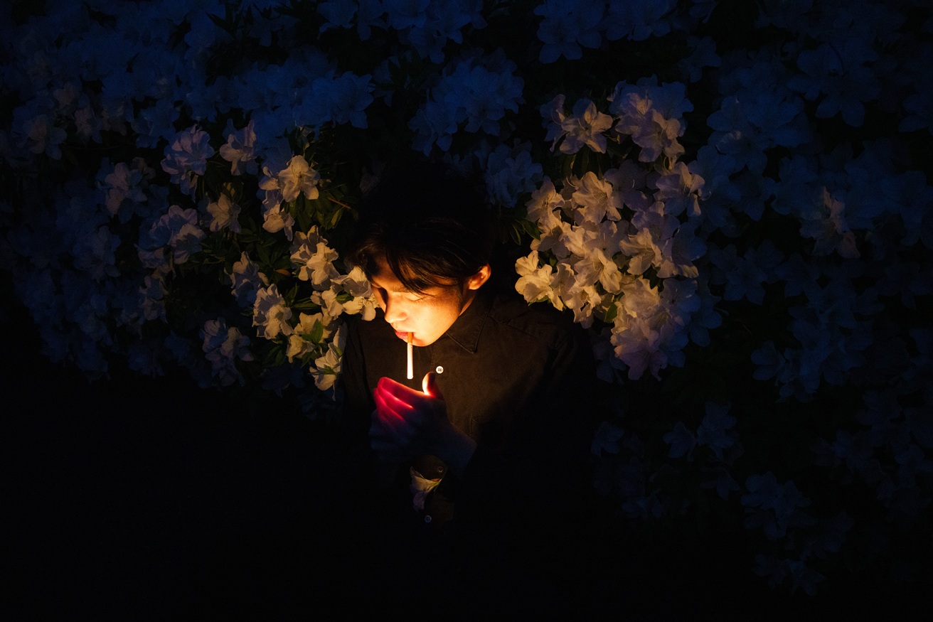 君島大空が3rdアルバム『花落知多少』リリース&独奏ツアー開催 〈毒と