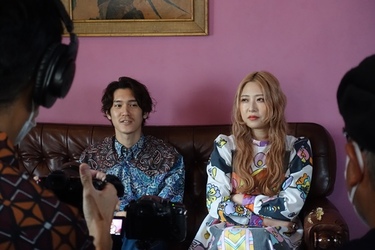 GLIM SPANKYがNO MUSIC, NO LIFE.ポスターに登場、撮影レポートをお