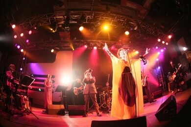 img_f8b9b8c80a95123e4810fe3ce3