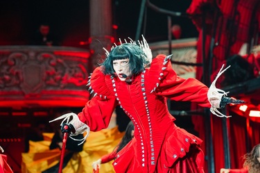 レディーガガ　日本公演　フーディ レディーガガ 日本公演 フーディ レディー・ガガ4年ぶり来日公演