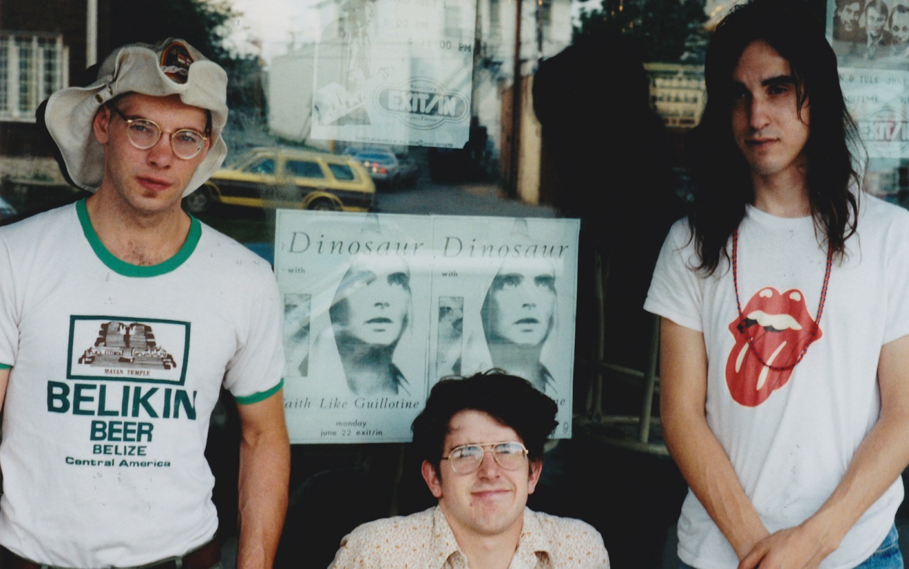 映画 ダイナソーjr フリークシーン ルー バーロウ Lou Barlow が語る バンドの崩壊と再生を描いたドキュメンタリーの背景 Mikiki